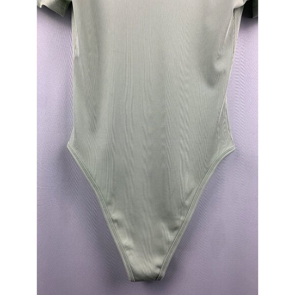 Women’s NWT Katch Me Green Sage Ribbed Bodysuit Size S/M - Picture 7 of 10